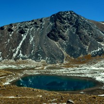 Laguna de la Luna with 4451 meters high Pico del Humbold